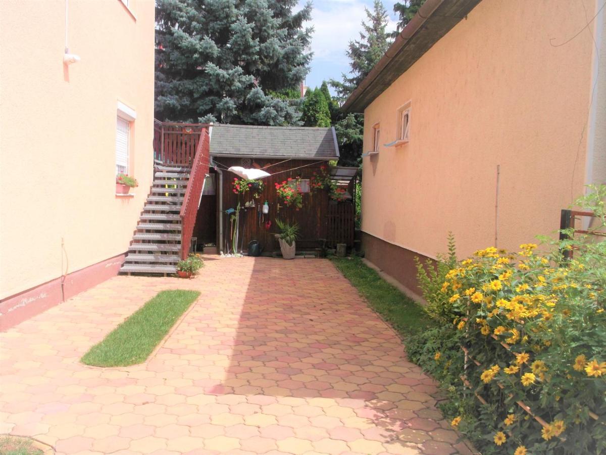 Big Apartman Хайдусобосло Экстерьер фото